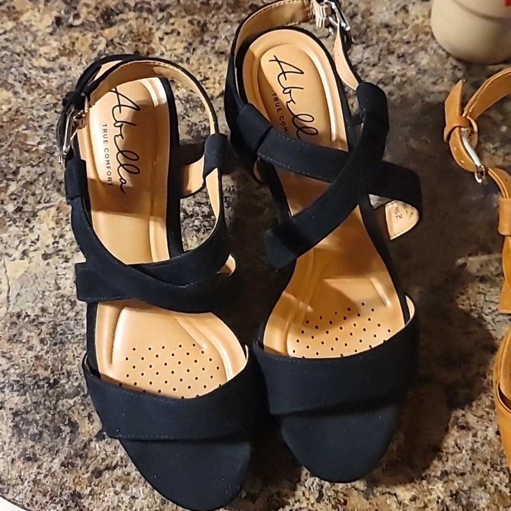 Abella Women's dress shoes